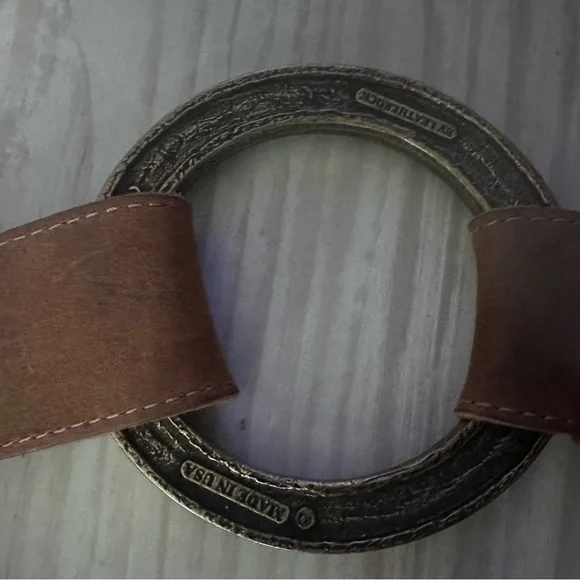 Vintage Brown distressed leatherock leather belt made in USA - Picture 3 of 4